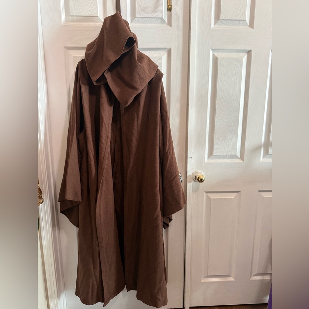 Disney Parks Galaxy’s Edge Star Wars Jedi Cloak Robe Adult S/M Brown